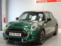 Used Mini Cooper S Exclusive 192 HP (141 kW) 2020 Green Hatchback