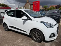Used Hyundai i10 Premium 87 HP (63 kW) 2015 White Hatchback