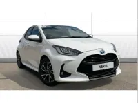 Used Toyota Yaris Design 116 HP (85 kW) 2022 White Hatchback