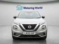 Usado Nissan Juke N-Connecta 117 HP (86 kW) 2020 Prateado SUV