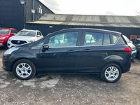 Usado Ford B-MAX Zetec 105 HP (77 kW) 2014 Preto Monovolume