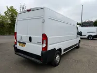 Used Peugeot Boxer 140 HP (102 kW) 2022 White Van
