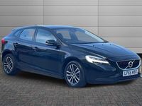 Used Volvo V40 Momentum 120 HP (88 kW) 2017 Black Hatchback