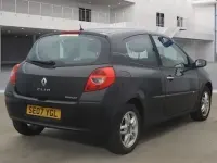 Used Renault Clio Dynamique 98 HP (72 kW) 2007 Black Hatchback
