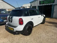 Used Mini Cooper D 2015 White Hatchback