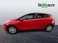 Usado Ford Fiesta Trend 100 HP (73 kW) 2023 Vermelho Citadino