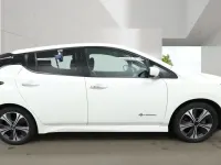 Gebraucht Nissan Leaf N-Connecta 110 kW (150 PS) 2019 Weiß Kleinwagen
