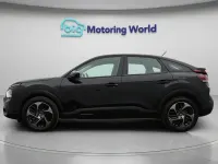 Usado Citroën C4 PureTech 100 HP (73 kW) 2024 Preto SUV