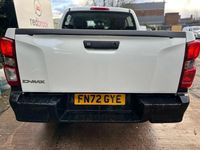 Used Isuzu Pick up 164 HP (120 kW) 2022 White Pickup