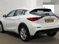 Used Infiniti Q30 Premium 170 HP (125 kW) 2016 White Hatchback