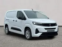 Nouă Vauxhall Combo 100 CP (73 kW) 2026 Alb Monovolum