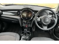 Begagnad Mini Cooper Classic 136 HK (100 kW) 2023 Silver Halvkombi
