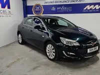 Used Vauxhall Astra Elite 2014 Green Hatchback