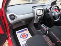 Used Citroën C1 Feel 68 HP (50 kW) 2015 Red Hatchback