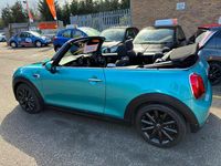 Begagnad Mini Cooper Cabriolet 2017 Turkos Cab