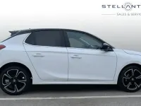 Second-hand Vauxhall Corsa Edition 74 CP (54 kW) 2022 Alb Hatchback