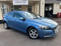 Begagnad Volvo V40 SE 120 HK (88 kW) 2015 Blå Halvkombi