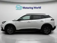 Gebraucht Peugeot e-2008 Active+ 98 kW (134 PS) 2022 Weiß SUV