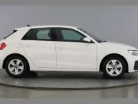 Käytetty Audi A1 Design 94 HP (69 kW) 2023 Valkoinen Katumaasturi