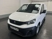 Used Peugeot Partner Premium 131 HP (96 kW) 2022 White MPV
