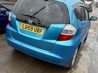 Begagnad Honda Jazz EX 100 HK (73 kW) 2010 Blå Halvkombi