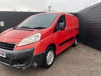 Used Peugeot Expert 90 HP (66 kW) 2014 Red Van