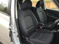 Used Hyundai ix20 SE 125 HP (91 kW) 2016 Silver Hatchback