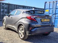 Second-hand Toyota C-HR 122 CP (89 kW) 2017 Gri SUV