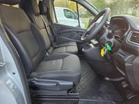 Used Nissan Primastar Tekna 150 HP (110 kW) 2022 Grey MPV