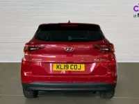 Usado Hyundai Tucson SE 132 HP (97 kW) 2019 Vermelho SUV