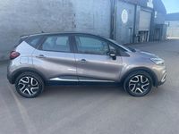 Usado Renault Captur Dynamique 90 HP (66 kW) 2018 Cinzento SUV