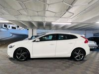 used Volvo V40 D2 R DESIGN Nav 5dr