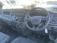 Używany Ford Transit 130 KM (95 kW) 2022 Biały Sedan/Limuzyna