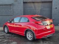 Used Honda Civic S 100 HP (73 kW) 2014 Red Hatchback