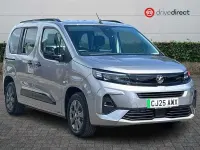 Used Vauxhall Combo Ultimate 100 kW (136 HP) 2025 Grey MPV