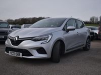 Used Renault Clio V Iconic 90 HP (66 kW) 2021 Silver Hatchback