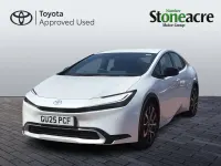 Used Toyota Prius 2025 White Hatchback