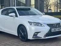 Used Lexus CT200h Luxury Line 136 HP (100 kW) 2018 White Hatchback