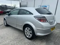 Used Vauxhall Astra Design Edition 115 HP (84 kW) 2009 Silver Hatchback