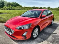 Used Ford Focus Titanium 118 HP (86 kW) 2021 Red Hatchback