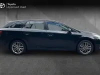 Used Toyota Avensis Business Edition 112 HP (82 kW) 2017 Black Estate