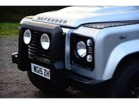 Używany Land Rover Defender 2015 Srebrny Kombi
