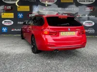 Usado BMW 320 Sport Line 190 CV (139 kW) 2016 Rojo Familiar