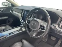 Usado Volvo V60 Inscription 190 CV (139 kW) 2020 Plateado Familiar