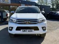 Used Toyota HiLux 150 HP (110 kW) 2017 White Pickup