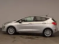 Begagnad Ford Fiesta Titanium 95 HK (69 kW) 2020 Silver Halvkombi