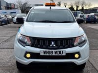 Used Mitsubishi L200 2018 White Pickup