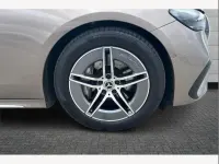 Usado Mercedes E200 AMG line 200 HP (147 kW) 2024 Castanho Carrinha
