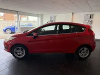 Used Ford Fiesta Zetec 82 HP (60 kW) 2013 Red Hatchback