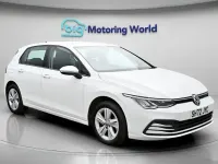 Używany VW Golf VIII S 131 KM (96 kW) 2023 Biały Hatchback